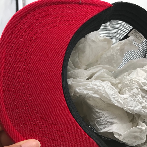 Bah Humbug Trucker Hat Snapback Baseball Cap Christmas Grinch Mens Adjustable - Picture 3 of 3